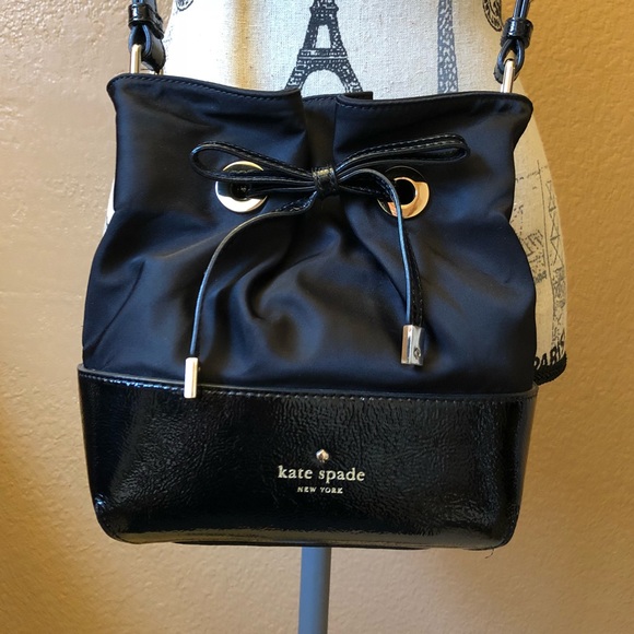 Kate Spade Handbags - Kate Spade purse